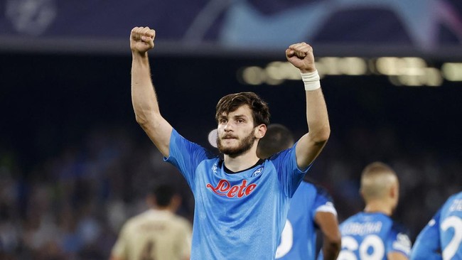 Napoli berhasil lolos ke babak 16 besar Liga Champions sedangkan Club Brugge mengukir sejarah usai laga melawan Atletico Madrid.