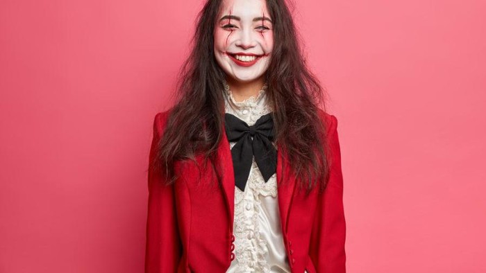 Simpel dan Mudah, Simak Inspirasi Makeup Halloween 2022 yang Bisa Kamu Coba! Simpel dan Mudah, Simak Inspirasi Makeup Halloween 2022 yang Bisa Kamu Coba!
