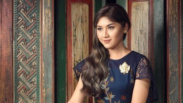 REAKSI NETIZEN TENTANG KEMIRIPAN ERINA DAN IRIANA
