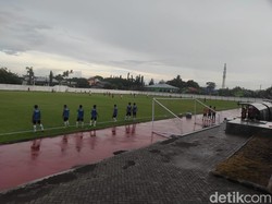 Didampingi Ronald Fagundez, PSM Menang 2-0 Lawan Tim Porprov Makassar