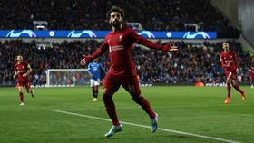 Salah Cetak Hattrick dalam 6 Menit, Liverpool Bantai Rangers 7-1