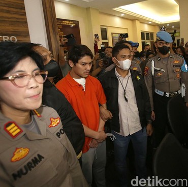 Resmi Ditahan Kasus KDRT, Rizky Billar: Istri Saya Akan Cabut Laporan