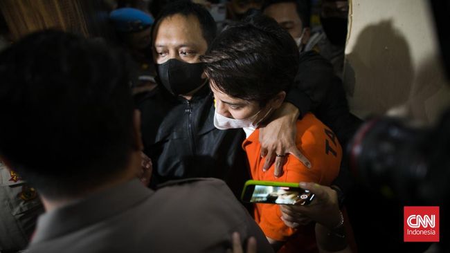 Rizky Billar disebut dalam kondisi sehat usai dilakukan penahanan atas kasus KDRT terhadap istrinya, Lesti Kejora.