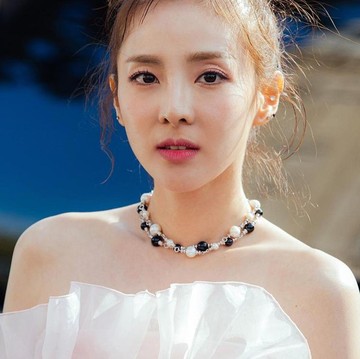 img-title Sandara Park Eks 2NE1 Ungkap Tipe Pria Idealnya, Cara Berkencan Tanpa Ketahuan, sampai Curhatannya Soal Menjadi Idol Perempuan Terkaya!