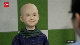 VIDEO: Peneliti Jepang Buat Robot Yang Bisa Tiru Ekspresi Manusia
