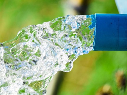 Pipa Mana yang Membawa Air Lebih Cepat? Jawab dan Ketahui Bakat Bunda