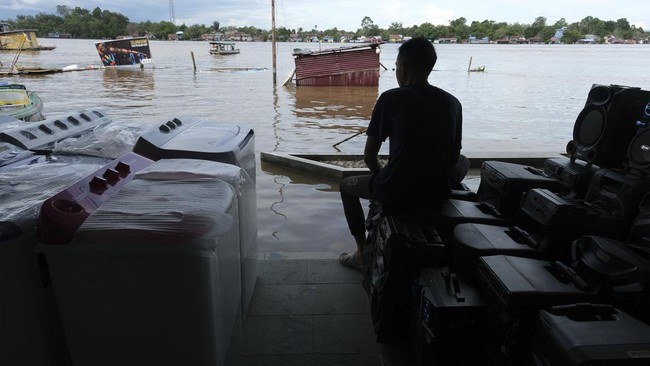 FOTO: Banjir Kepung Sintang Kalimantan Barat