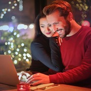Nggak Lagi Misterius, 5 Tanda Seorang INFJ Saat Tertarik sama Kamu Ternyata Mudah Dikenali!