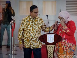 Ucapan Terima Kasih dan Pesan Perpisahan Haru Anies di Balai Kota