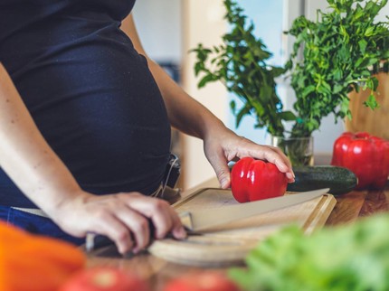 15 Makanan yang Bisa Menyebabkan Keguguran, Waspada Bukan hanya Nanas