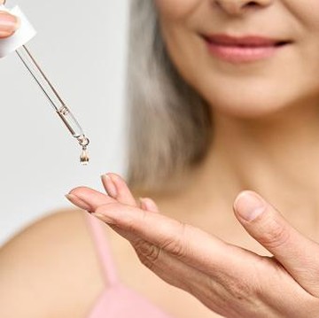img-title BeauPicks: 5 Produk Anti-aging Serum untuk Lindungi Kulit Wajah dari Tanda Penuaan Dini