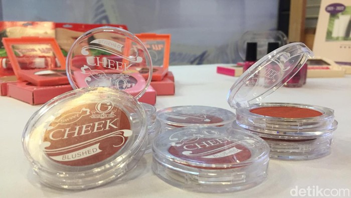 BPOM Rilis 16 Jenis Kosmetik Berbahaya untuk Dipakai, Madame Gie Punya Gisel Termasuk! BPOM Rilis 16 Jenis Kosmetik Berbahaya untuk Dipakai, Madame Gie Punya Gisel Termasuk!