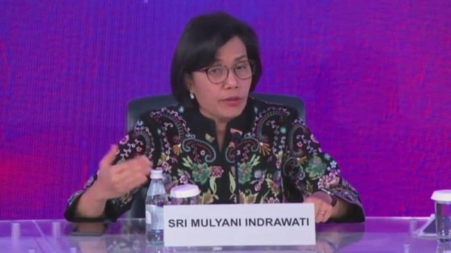 Menkeu Sri Mulyani Indrawati mengungkap pemerintah mengucurkan Rp83,74 triliun untuk membangun Tol Trans Sumatera melalui PMN ke PT Hutama Karya.
