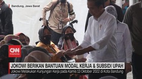 VIDEO: Jokowi Beri Bantuan Modal Kerja & Subsidi Upah