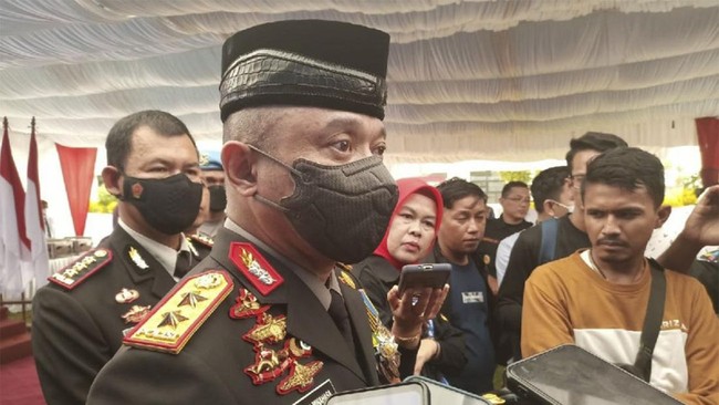 Polda Metro Jaya menyebut mantan Kapolda Sumbar Irjen Teddy Minahasa baru sekali menjual barang bukti narkoba jenis sabu.