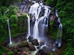 5 Air Terjun Keren di Lampung yang Wajib Dikunjungi