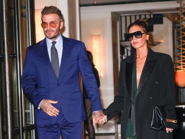 img-title David Beckham Tak Pernah Lihat Wajah Polos Victoria Selama 24 Tahun Nikah