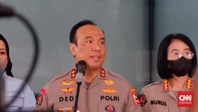 Polisi Klaim Tak akan Lagi Pakai Gas Air Mata Amankan Laga Sepak Bola