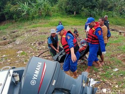 Geger Mayat Tangan Terikat-Kepala Ditutup Karung di Waduk Cirata