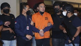 Hukuman Bos Judi Online Apin BK Diperberat, Denda Jadi Rp1 Miliar