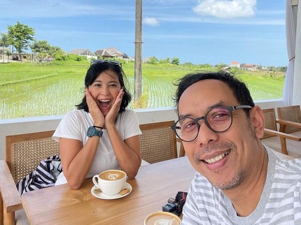 7 Potret Mesranya Sophie Navita dan Pongki Barata, Hidup Bahagia di Bali