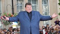 Putri Pemeran Hagrid Robbie Coltrane Kenang Momen Manis Dengan Mendiang ...