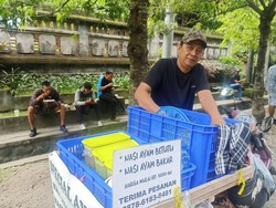 Mantan Chef Hotel di Bali Banting Setir Jual Nasi Betutu Pinggir Jalan