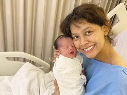 Kisah Bunga Jelitha Melahirkan Anak Kedua, Sempat Khawatir Suami Tak Bisa Dampingi