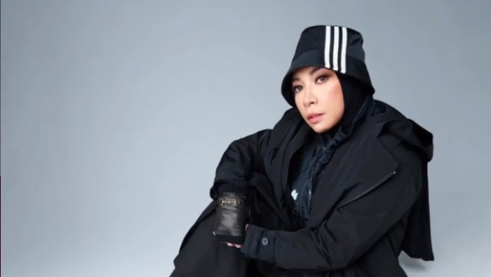 Melly Goeslaw.