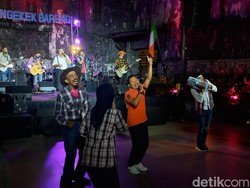 Lebih Dekat dengan Pecas Ndahe, Grup Musik Humor Legendaris Asli Solo