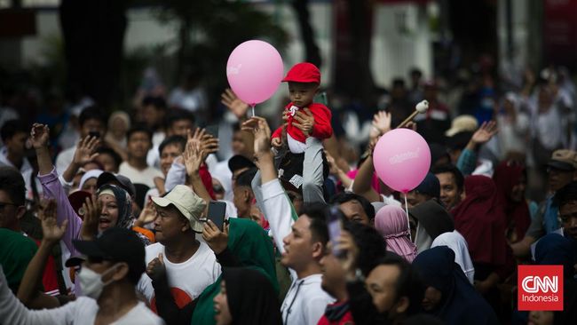 Pengertian dan Ciri-Ciri Stratifikasi Sosial di Masyarakat Ciri-ciri stratifikasi sosial dapat dilihat langsung di dalam masyakarat. Simak pengertian dan ciri-cirinya berikut ini.