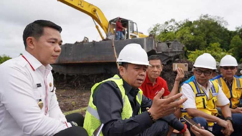 Ketua Komisi V DPR RI Lasarus, memastikan keterisoliran sejumlah Desa di wilayah Entikong