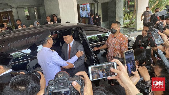 PDIP memberi catatan terhadap kinerja Pj Gubernur DKI Heru Budi yang telah menggantikan Anies Baswedan selama setahun urus Jakarta.