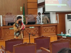 Sidang Dilanjutkan, Ferdy Sambo Tetap Tak Pakai Rompi Tahanan