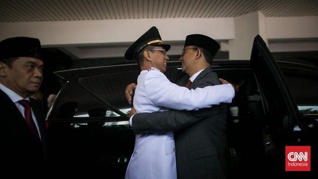 Plus Jakarta merupakan jenama resmi kota (city brand) Jakarta. Selama ini, logo Plus Jakarta bersanding dengan slogan 'Kota Kolaborasi'.