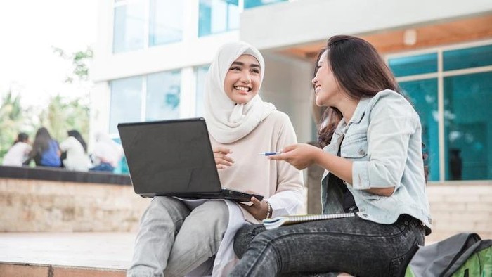 img-title Cara Tenang Hadapi Pertanyaan Sensitif, Nggak Lagi Baper-baper!