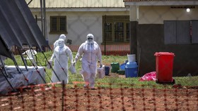 Uganda Lockdown Gegara Kasus Virus Maut Ebola 'Menggila'