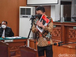 7 Poin Perbedaan Kasus Brigadir J di Dakwaan Vs Nota Keberatan Sambo