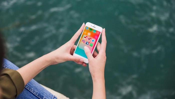 Rehat Sejenak dari Media Sosial Bisa Meningkatkan Mood, Begini Penjelasannya