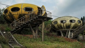 FOTO: Ironi Rumah-Rumah UFO di Taiwan, Telantar dan Penuh Misteri