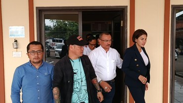 img-title Mendekam di Penjara, Nikita Mirzani Tulis Surat dan Begini Isinya