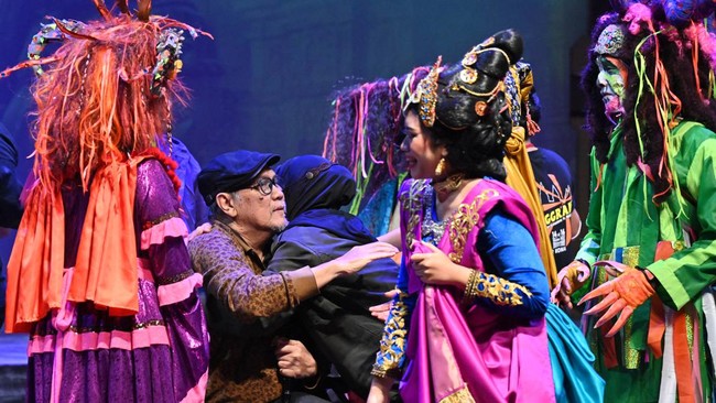 FOTO: Roro Jonggrang Kekinian Jadi Lakon ke-225 Teater Koma