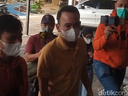 Ruben Onsu Sambangi Polres Jakarta Selatan Pagi-pagi, Ada Apa?