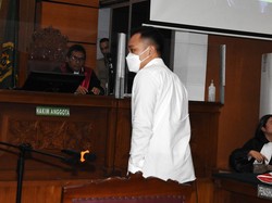 Ricky Rizal Dengar Cerita Kuat Maruf Kejar Yosua Sambil Bawa Pisau