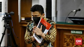 Pengacara Buka Suara Soal Buku Hitam Pegangan Sambo di Persidangan