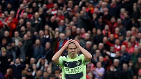 Erling Haaland Jadi 'Robot Rusak' di Liverpool vs Man City