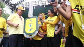 Gerak Jalan HUT ke-58 Partai Golkar Pecahkan Rekor MURI