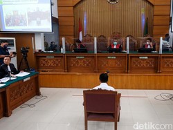 Glock 17 Bharada E Awalnya Berisi 7, Ditambah Ferdy Sambo 8 Peluru