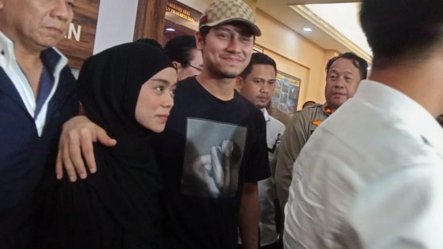Lesti Kejora dan Rizky Billar Lesti Kejora dan Rizky Billar