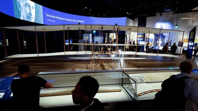 FOTO: Museum Luar Angkasa Smithsonian Dibuka Kembali untuk Umum